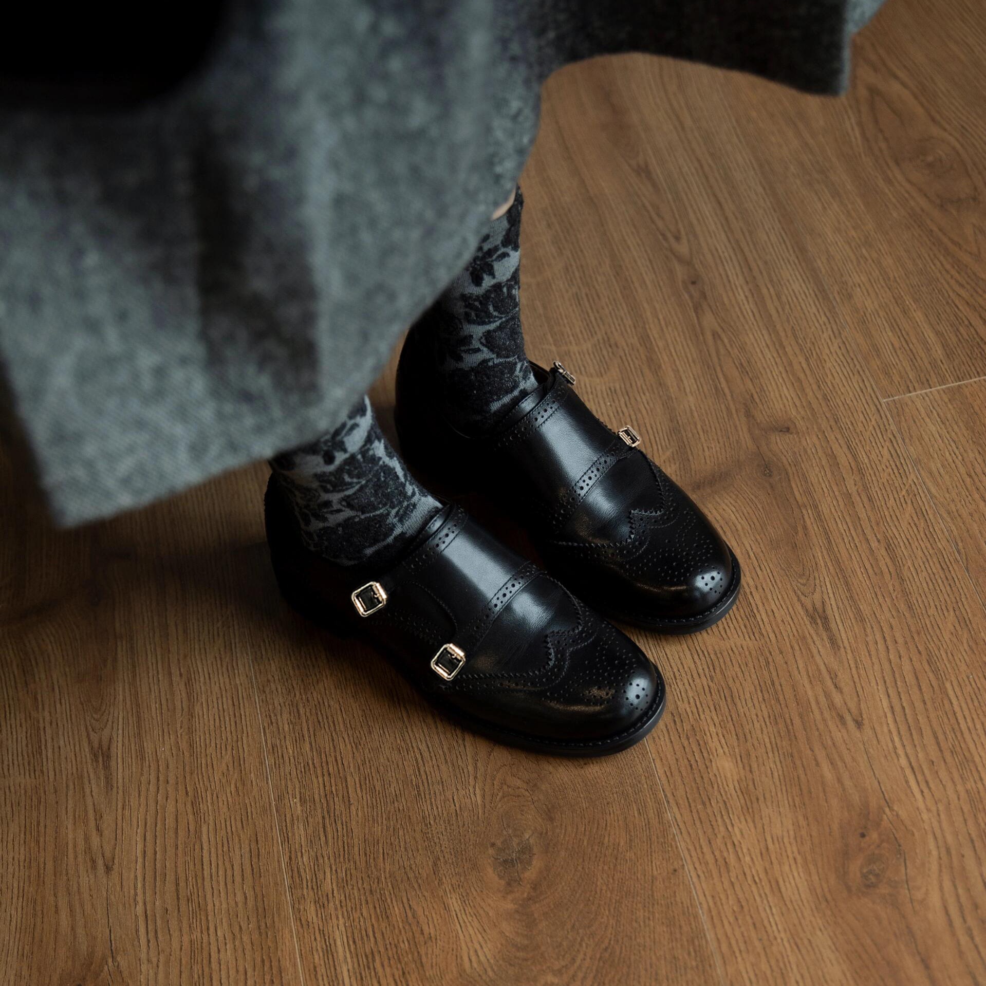 フルカウハイドスーパーソフトラムスキンローファーシューズレディーススプリング彫刻本革の濃厚な革の靴レイジーシューズ