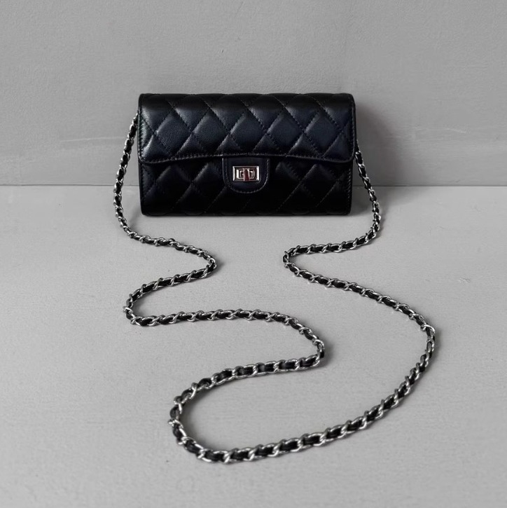 新品未使用です頭層羊皮の財布 アンダーアームバッグ 本革麻雀バッグ ショルダーバッグ兼クロスボディバッグ（レディース） 5,888円