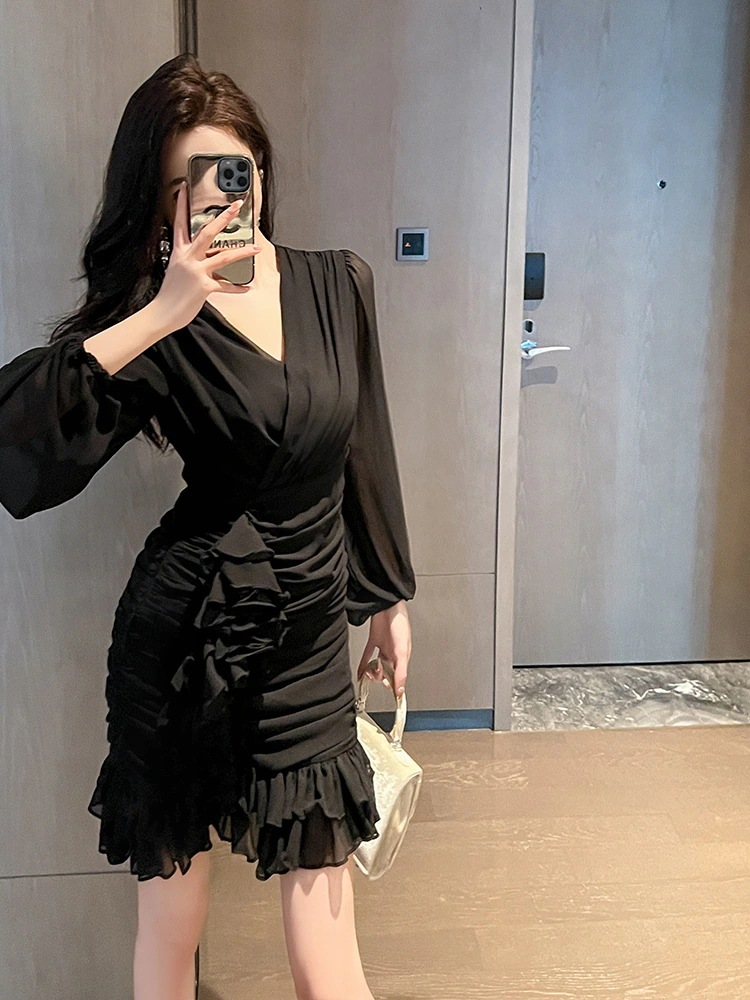 秋冬 フリル Vネック タイト ショートワンピース パーティードレス キャバ 着痩せ 大人 同窓会 披露宴 卒業式 結婚式 演奏会 ウェディング 二次会30%までに制限