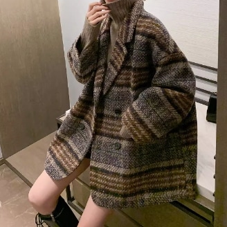 レディース アウター ウールコート ウール ミディアム 長袖 袖あり 襟付き 角襟 ポケット 前開き ボタン 厚手 かわいい 大人可愛い シンプル カジュアル おしゃれ レトロ ラフ チェック 秋 冬