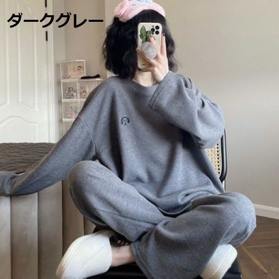 ルームウェア レディース パジャマ シンプル ワンポイント 長袖長ズボン ラウンドネック プルオーバー 2点セット 上下セット リラックス おうち服 部屋着 寝巻き 綿 コットン
