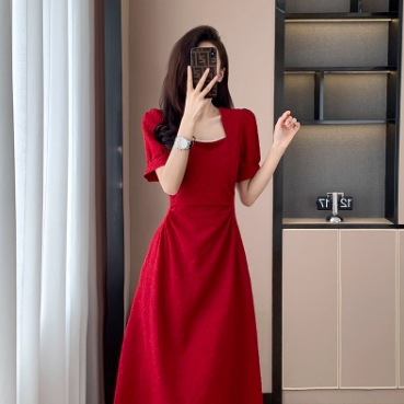 レディース ワンピース ドレス ミディアム 膝丈 半袖 スクエアネック タイト スリム 細身 ファスナー 切り替えデザイン かわいい 大人可愛い きれいめ シンプル 上品 おしゃれ こなれ感 ガーリー