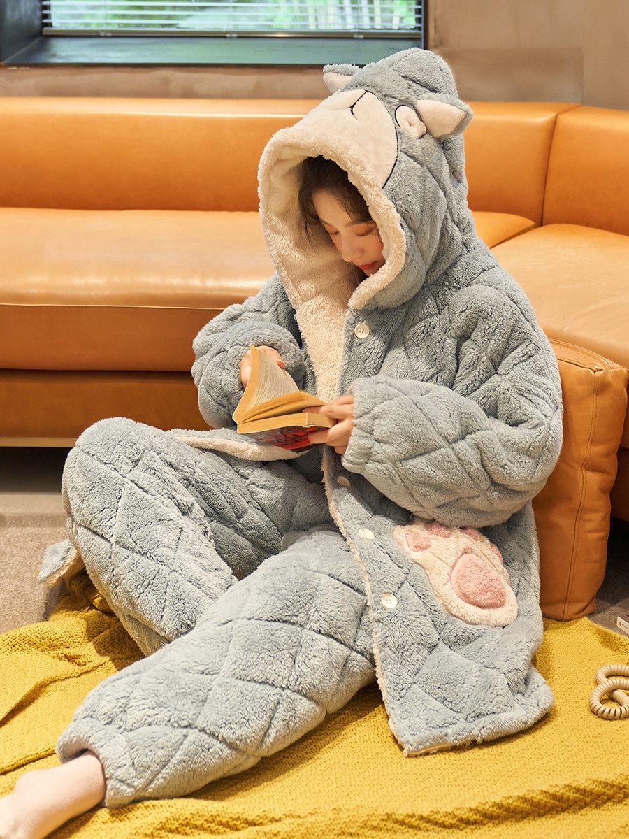 パジャマ女性の季節サンゴベルベット三層積層綿フード付き暖かい超厚い新しいホームウェアスーツ 6,914円