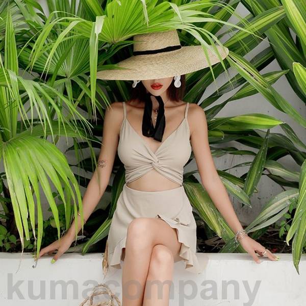 レディース 水着 ワンピース セパレート風 モノキニ おしゃれ スイムウェア 体型カバー エレガント リゾート 海 プール 夏 フェミニン きれいめ シンプル フリル 大人 可愛い ベージュ グレー 4,645円