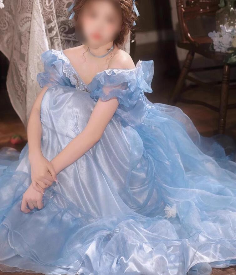 季節限定花嫁ドレス ワンピース 卒業式ドレス 成人式ドレス お姫様 カラードレスパーティードレス きれいめ ウェディングドレス 前撮りドレス 後撮り コンサート オフショルダー 二次会ドレス 結婚式ド