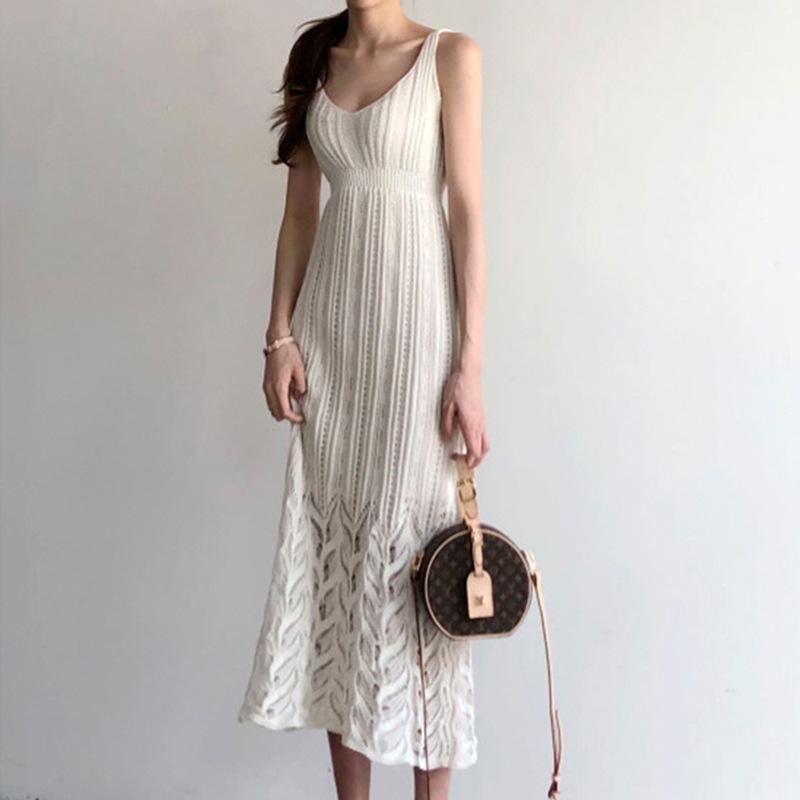 ワンピース ニットワンピース ロング丈 ノースリーブ Vネック 襟なし スリム タイト 細身 ストレート Iライン スマート ウエストマーク ハイウエスト ニット 大人可愛い きれいめ シンプル 上品
