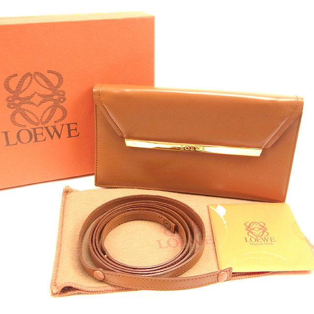 人気ブランド ロエベ 長財布 T667 中古 LOEWE ショルダーストラップ付 長財布 人気ブランド ロエベ 長財布 T667 中古 LOEWE ショルダーストラップ付 長財布