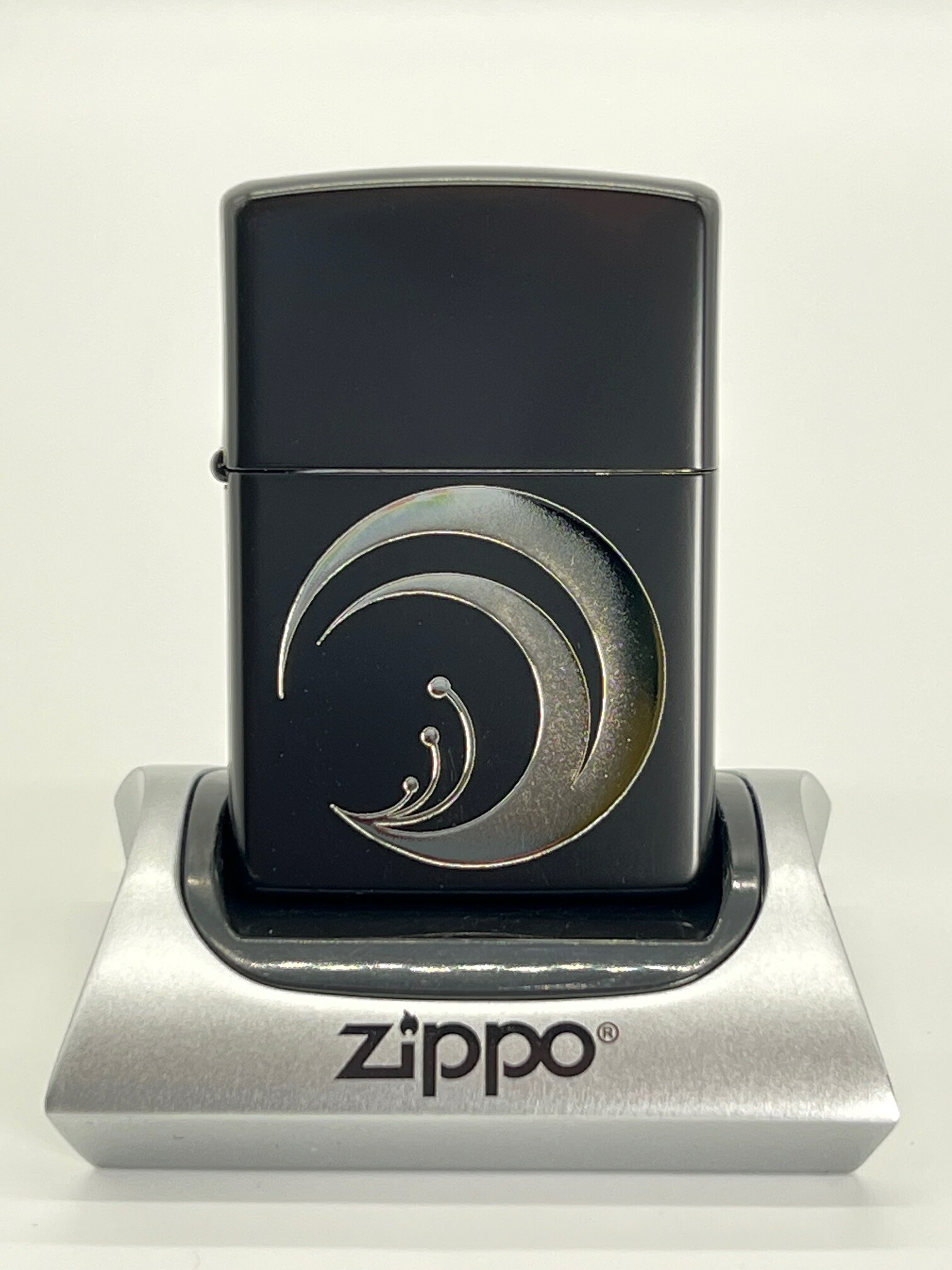 【新品/公式】 リコリス・リコイル_Zippo (リコリス校章) 公式グッズ