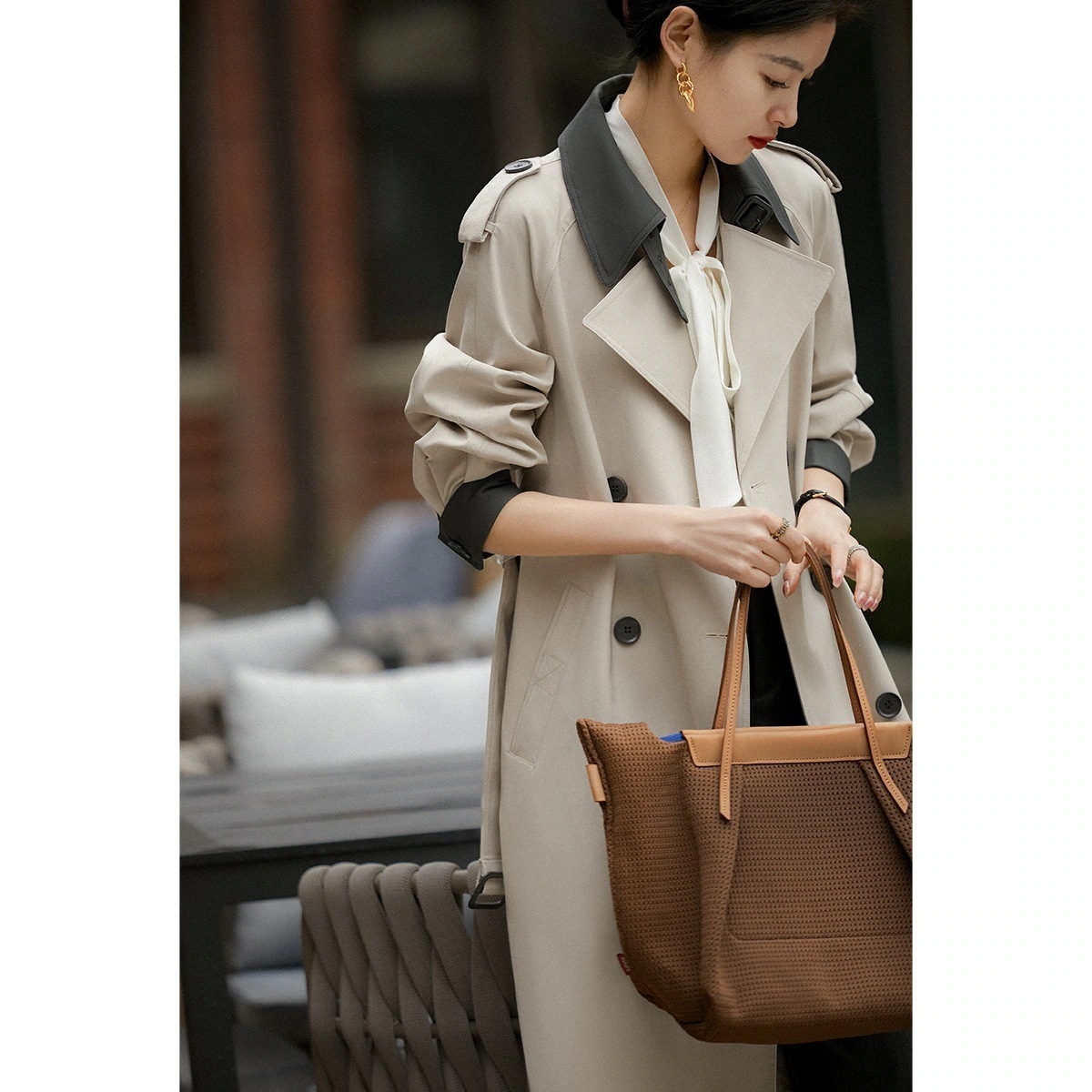 冬アウター 英伦風 秋冬 気質 カジュアル トレンチコート 韓国ファッション ニッチデザイン コントラストカラー ロング コート レディース ジャケット トップス