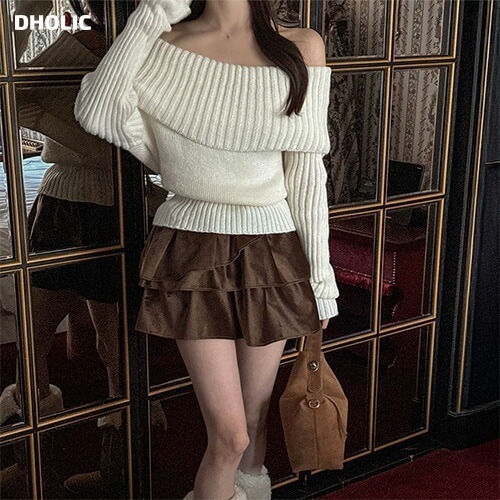 [メガ割りSALE]ワイドオフショルクリームサムホールニット