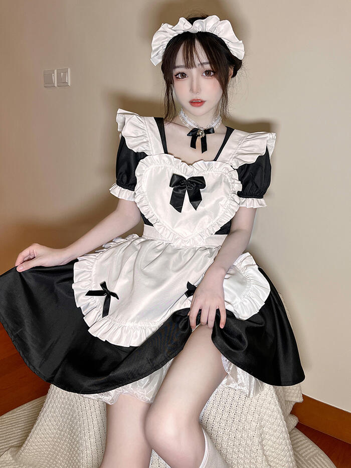 【急速出荷】メイド服 セット コスプレ エプロン ゴスロリ ハロウィン 小悪魔 セクシー ミニ レディース 赤 黒 ロリータ 仮装 ワンピース メイド 半袖 アニメ アリス ゾンビ キュート ハロウィ