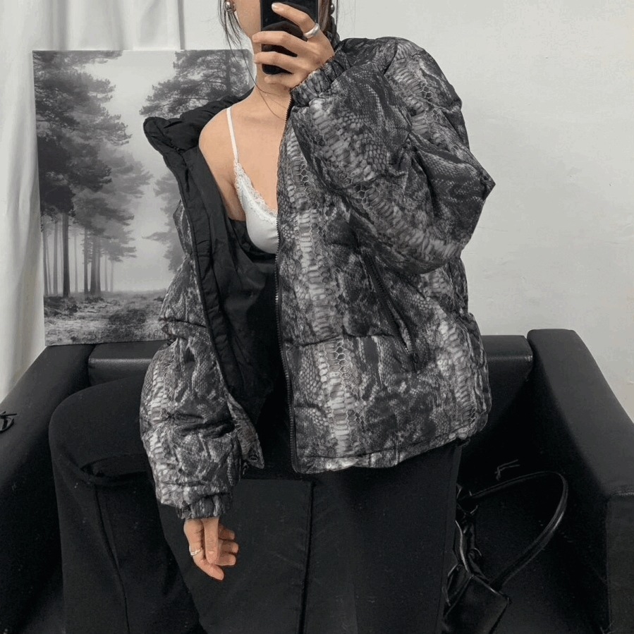 パターン リバーシブル ダウンジャケット 2カラー