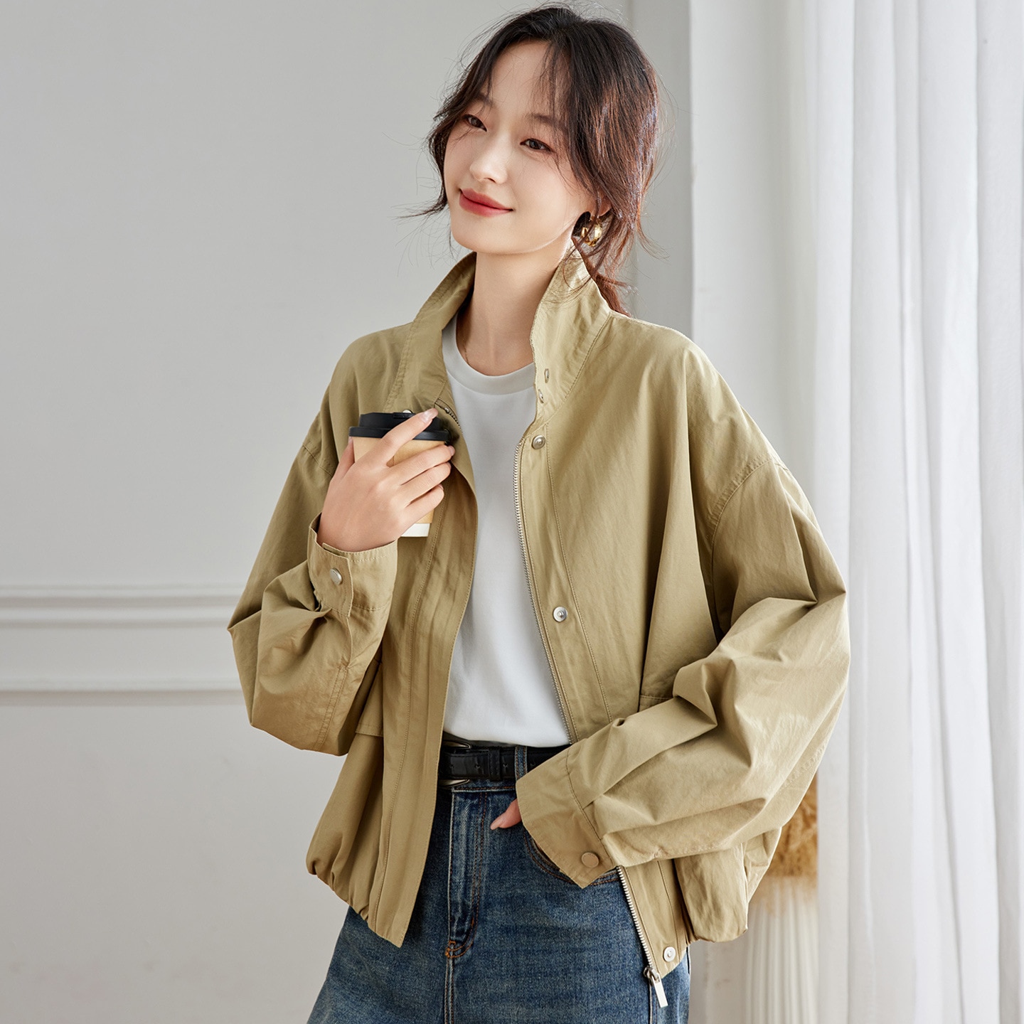 人気アウター 初秋の純色韓国系スタンドカラーコート婦人服新型レトロ感ファスナー磁気吸引ボタントップス