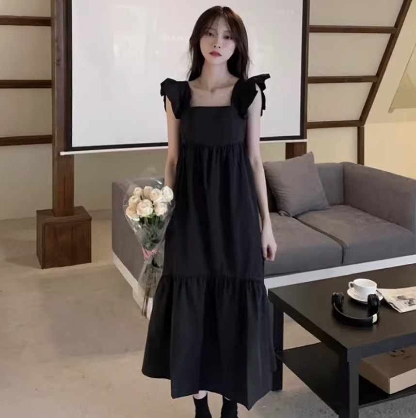 レディース ワンピース フレア ロング ノースリーブ スクエアネック かわいい 大人可愛い きれいめ シンプル カジュアル 上品 おしゃれ かっこいい レトロ こなれ感 ラフ ガーリー ルーズ 個性的