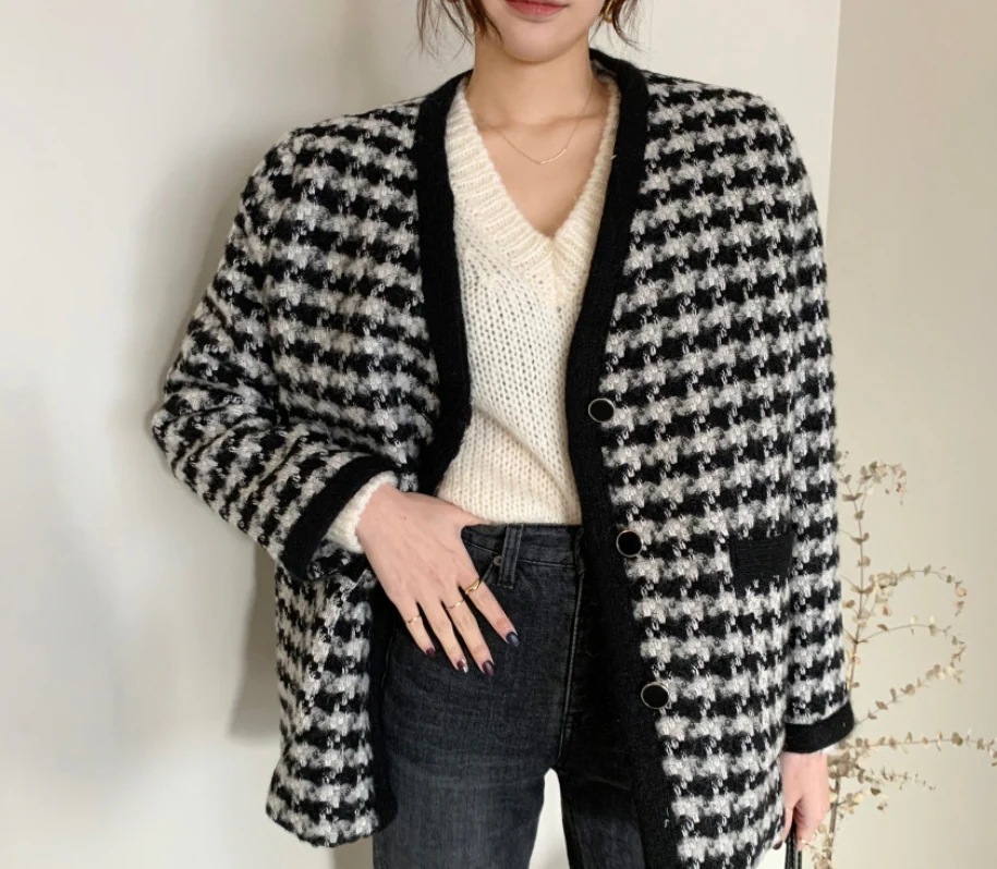 トップス ニットソー カーディガン 袖あり 長袖 Vネック 襟なし ストレート ふわふわ ポケット 前開き 厚手 かわいい 大人可愛い きれいめ シンプル カジュアル 大人 上品 おしゃれ お洒落カーディガン