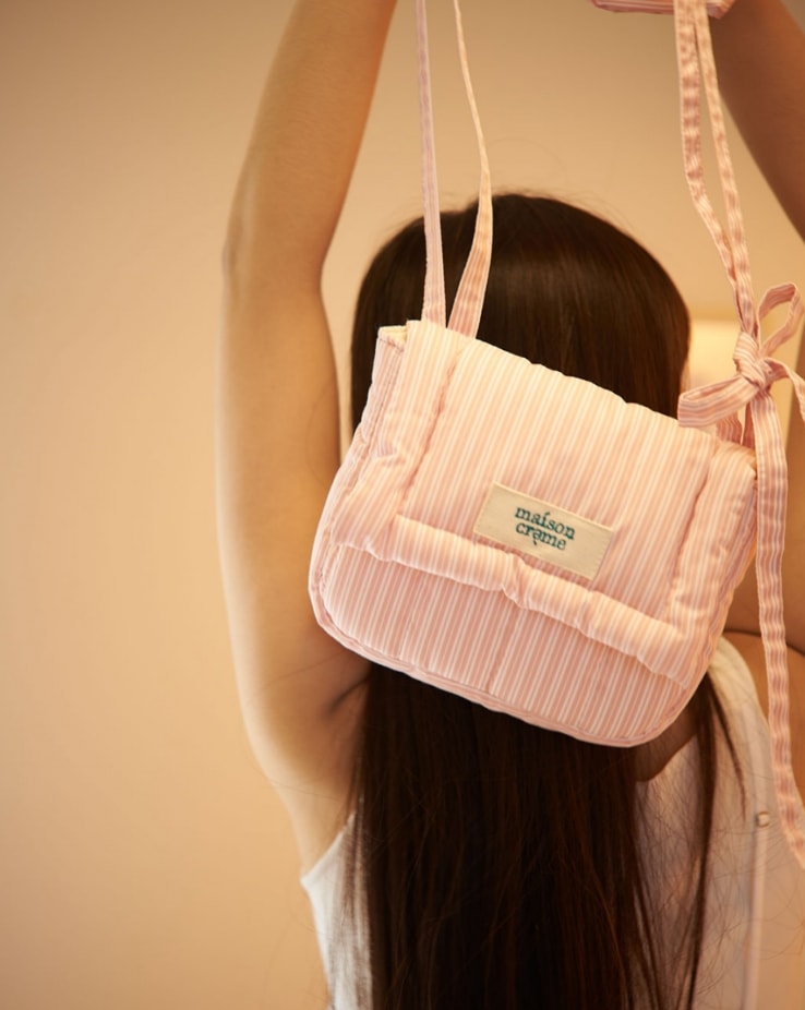 日本未入荷 人気 [MAISON CREME] Pillow bag