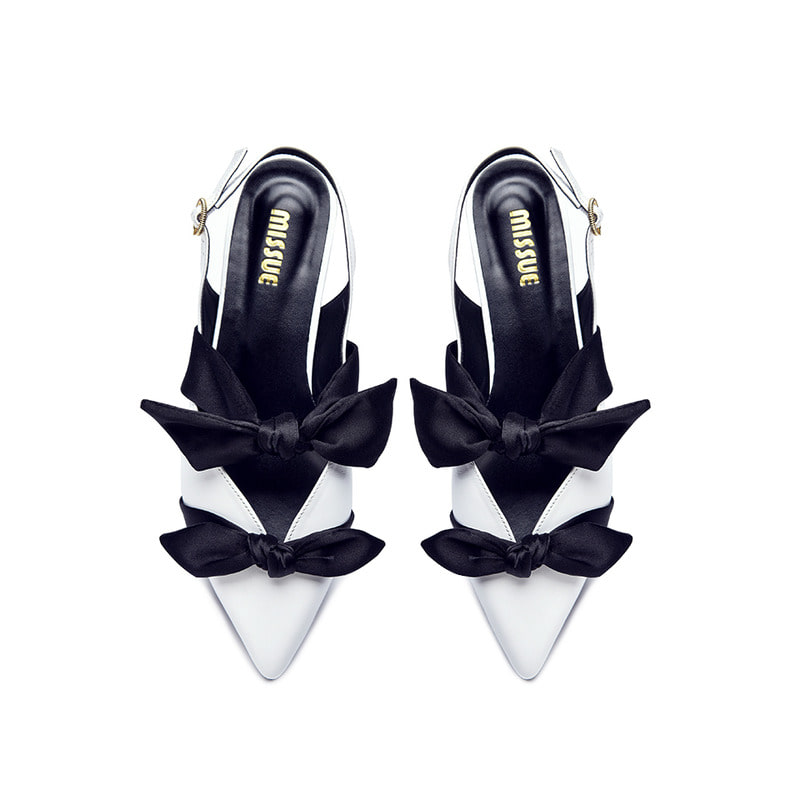 リボンストラップポイントフラットシューズ[ホワイト]