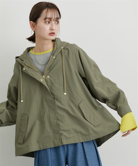 ダウンジャケット・コート 裾フレアマウンテンパーカー