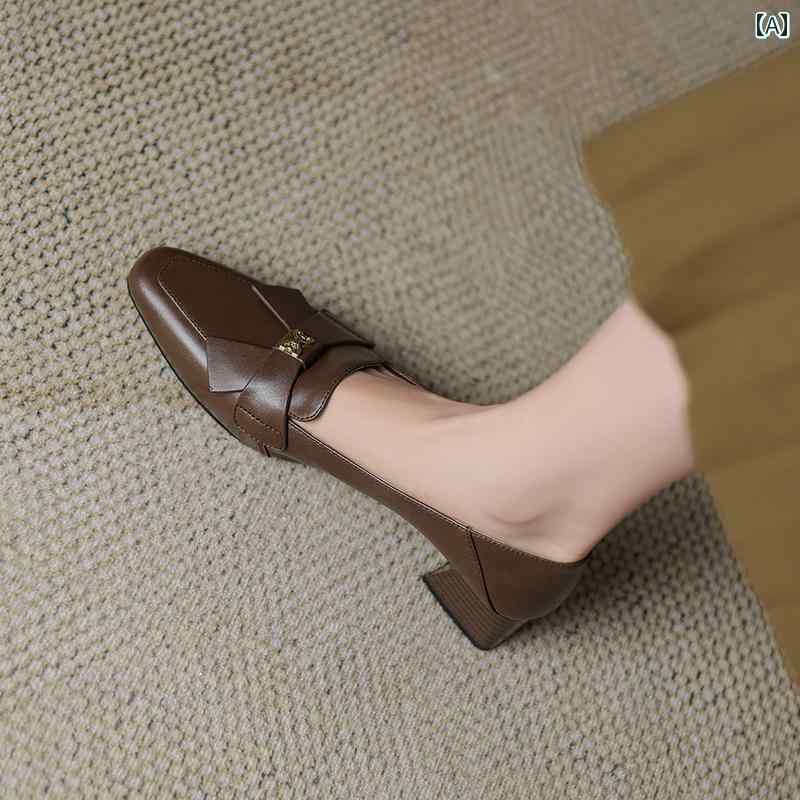 ローファー レディース オフィス 通勤 仕事 春秋 革 レトロ スクエアトゥ 女性 ミディアム ヒール 太い ヒール 浅い シングル シューズ 女性