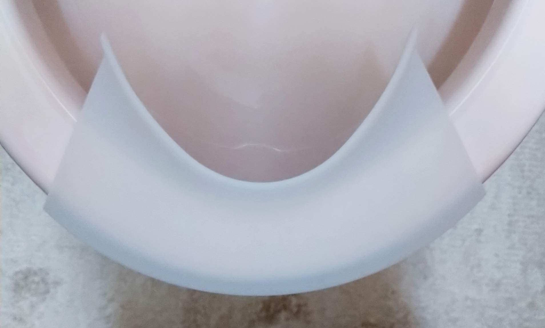 座りーしょんガード ・ミディアムおしっこのとびちり漏れを完全ガード 便器と便座のおしっこ漏れをシャットアウト ・半永久的に使える・【 座りーしょんガード・ミディアムサイズ 】