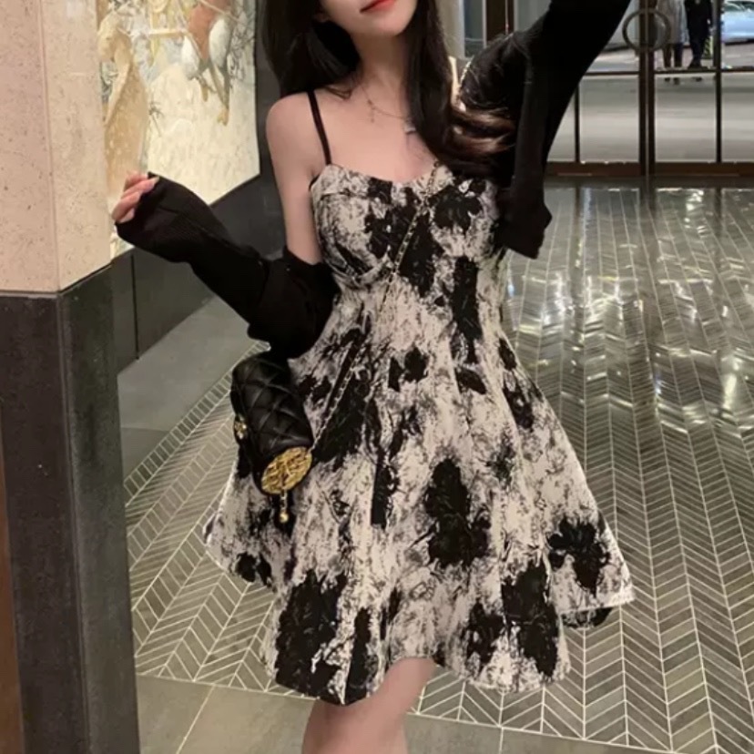 レディース スカート ワンピース フレア ミニ 膝上 ノースリーブ Vネック フレア Aライン タック チュール フリル かわいい 大人可愛い カジュアル おしゃれ こなれ感 ラフ ガーリー ルーズ