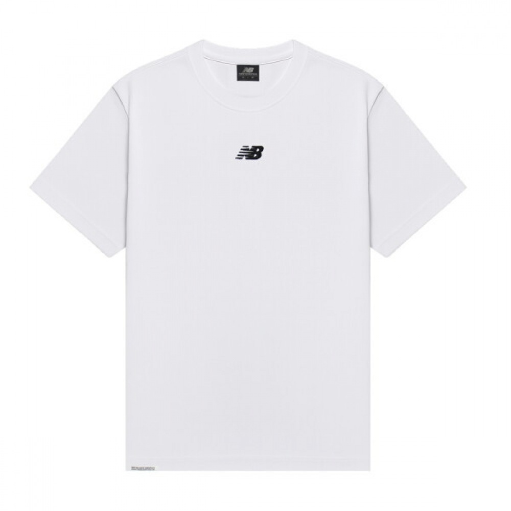ニューバランス NB エッセンシャルセンターロゴ男女兼用半袖Tシャツホワイト NBNEE21033-10