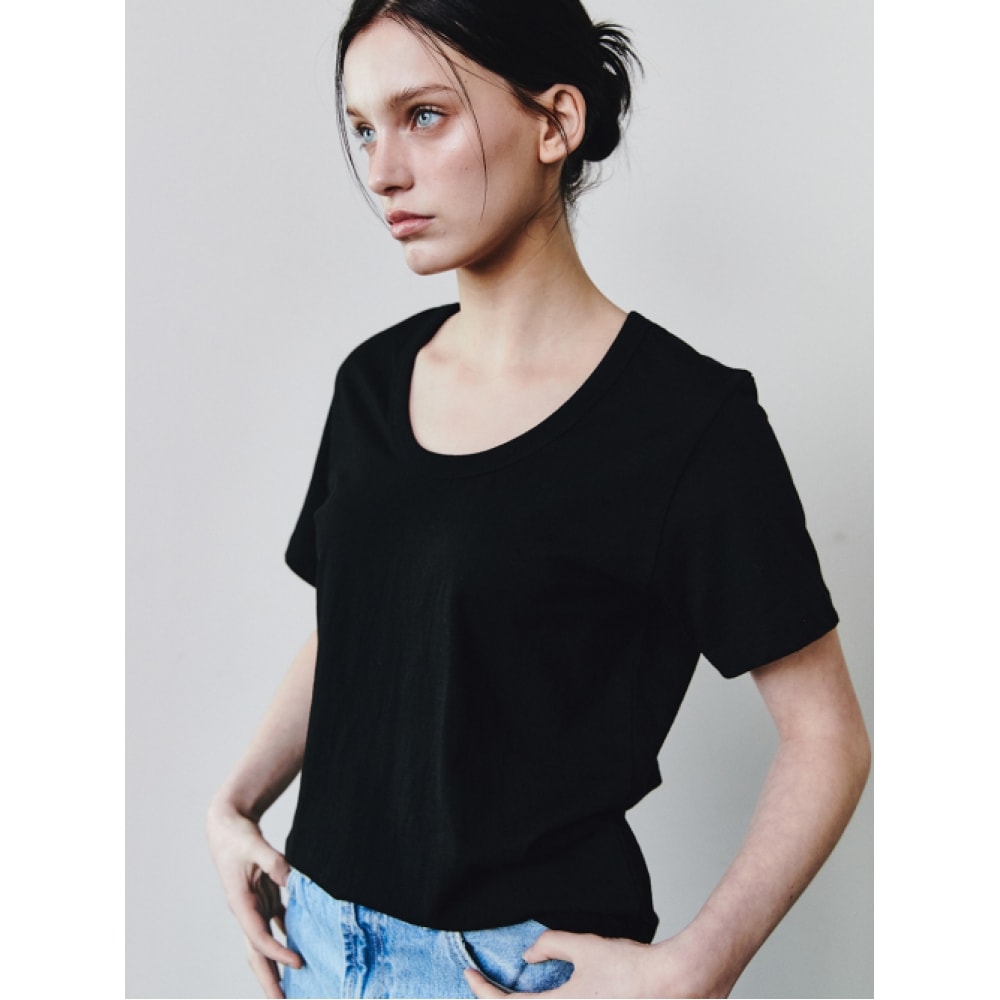 アズラバックベーシックUネックT [ブラック]