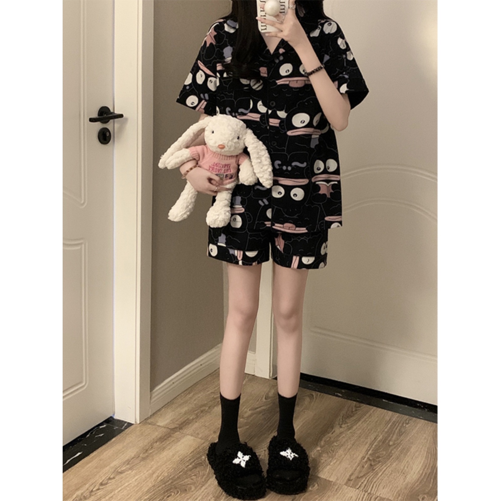 【激安本日限定】可愛いパジャマパジャマアグリーフィッシュパジャマ女性夏綿黒半袖カジュアルスーツホーム服