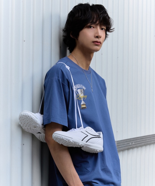ディアドラトロフィーグラフィックショートスリーブ T シャツブルー