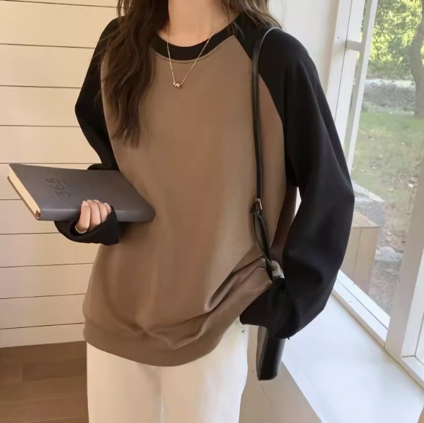 プルオーバー スウェット トップス長袖 無地 ミディアム ホームパーティーアイテム オーバーサイズ 謝恩会 大人可愛い おしゃれ かっこいい こなれ感 ラフ メンズライク モード系 主役級 存在感