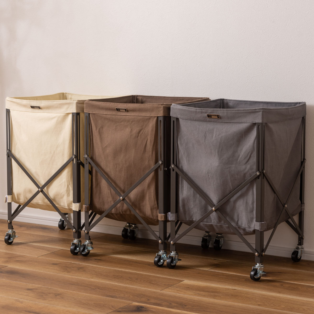 バスケット バスケットワゴン 折りたたみ キャスター付き ワゴン 収納 ランドリーバスケット 軽量 持ち運び コンパクト かばん置き リビング収納 大容量 かばん収納 おもちゃ箱 脱衣所