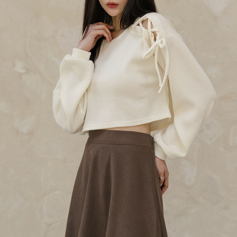 ショルダーアイレットクロップドニット