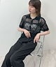 ブラック