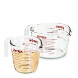 Pyrex パイレックス　ディズニー　ガラス計量カップ 新品パイレックスPYREX ディズニーミッキー 計量カップ 耐熱