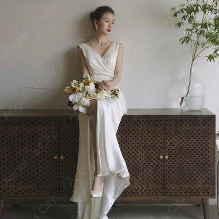 メ きれいめ ウェディングドレス 高級質感ドレス バックオープン 新作 ウェディングドレス シンプル カジュアル かっこいい 上品 サイドスリット サイドスリット バックオープン おしゃれ