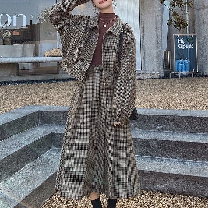 【再入荷予定】 折り襟チェック柄ジャケット+キャザースカートワンピースセット