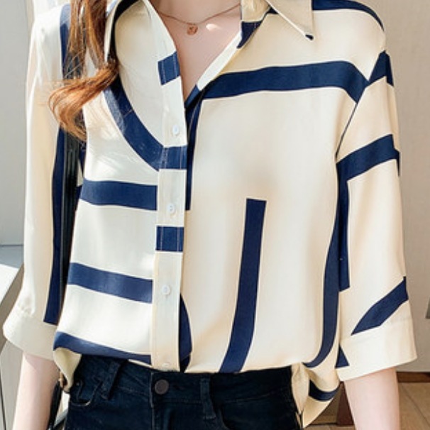 トップス デート シャツ ブラウス カットソー 袖あり かわいい 大人可愛い きれいめ シンプル カジュアル 大人 上品 おしゃれ お洒落 主役級 存在感 春 夏 秋 10代 20代 30代