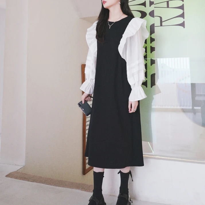 個性 不規則 デザイン フリルブラウス エンパイアワンピース 黒 個性ワンピース