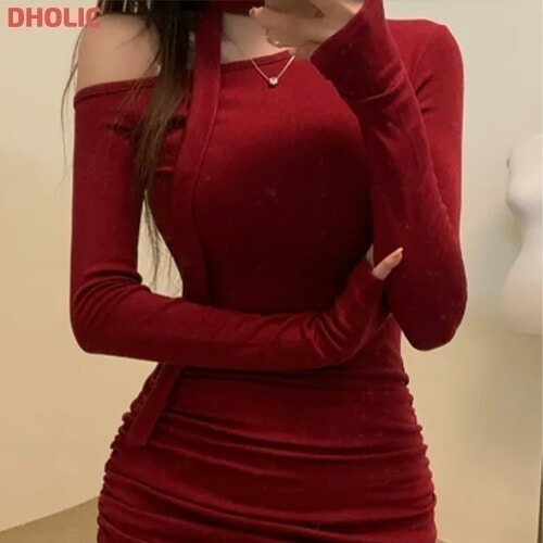 [メガ割りSALE]ストラップ付裏起毛サムホールシャーリングワンショルワンピース