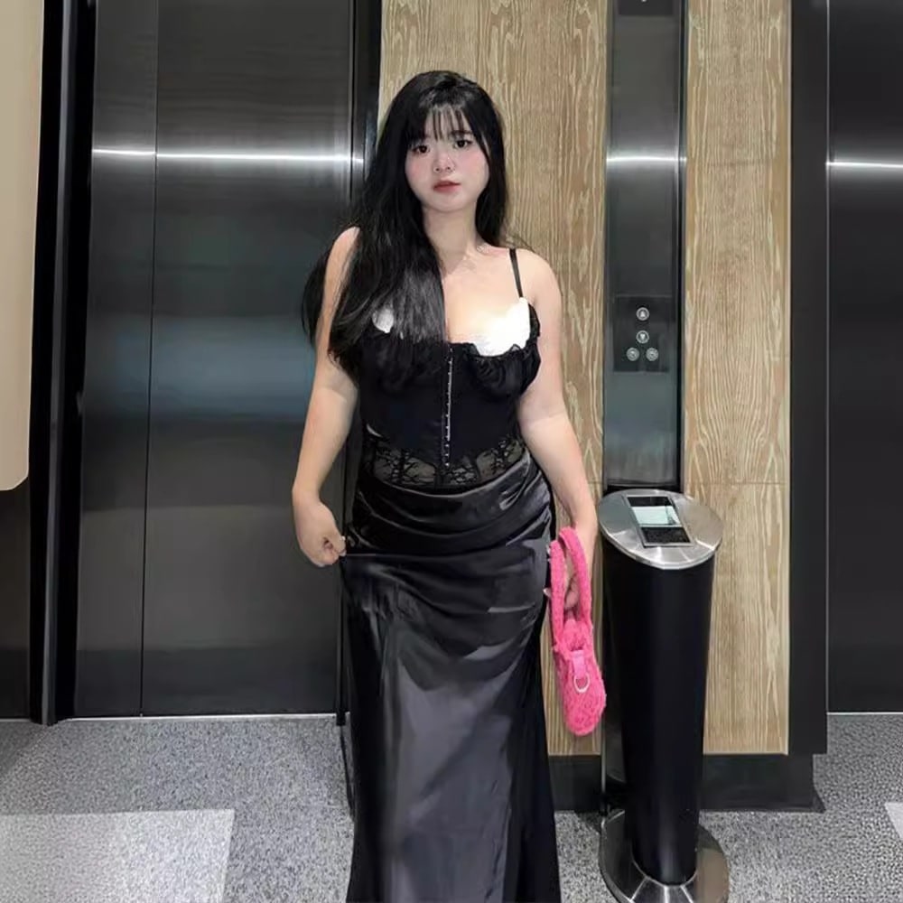 レーストリムのデザインスリムで魅惑的な洗練された女性用ツーピースセット新しい夏のスタイルプラスサイズベストとスカート