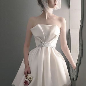 白いフレンチドレス2022新型女性高級宴会18歳成人式普段はワンピースを着ることができる
