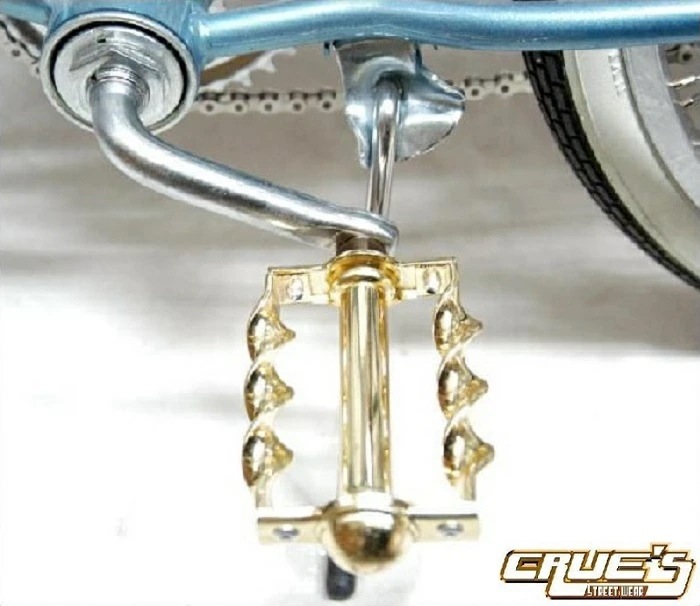 ツイストペダル ゴールド 1/2インチ ペダル 自転車 パーツ 自転車部品 ローチャリ ビーチクルーザー カスタム 改造 部品 ローライダー 世田谷ベース エレクトラ レインボー コンプトン BMX