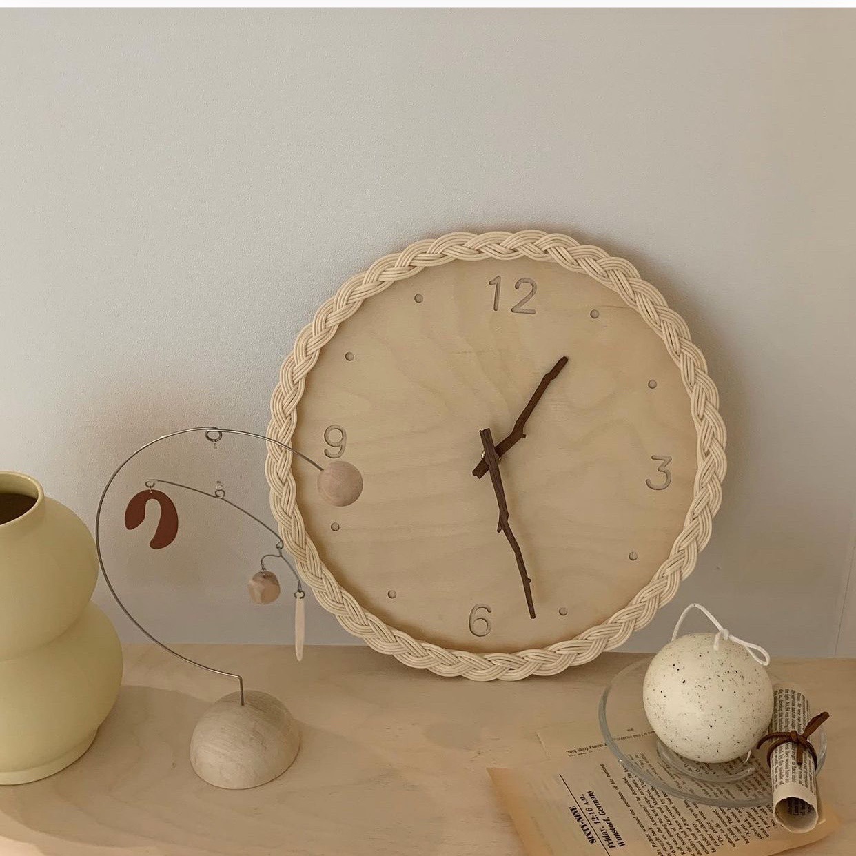 直営店に限定 手作り置き掛け兼用時計 天然木製 ins風 韓国 静音 木製指針 家具 室内インテリア 置時計