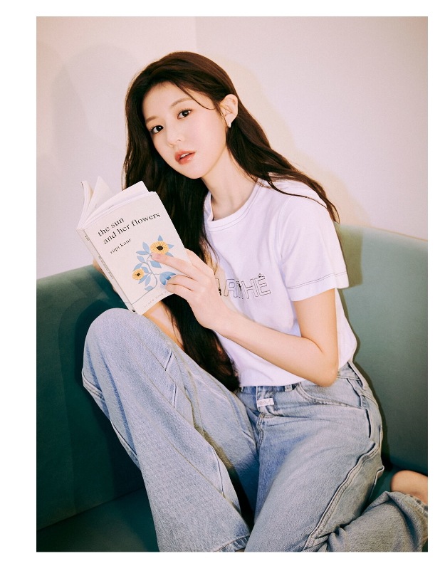 【MARITHEFRANCOISGIRBAUD】 DENIM APPLIQUE TEE : WHITE