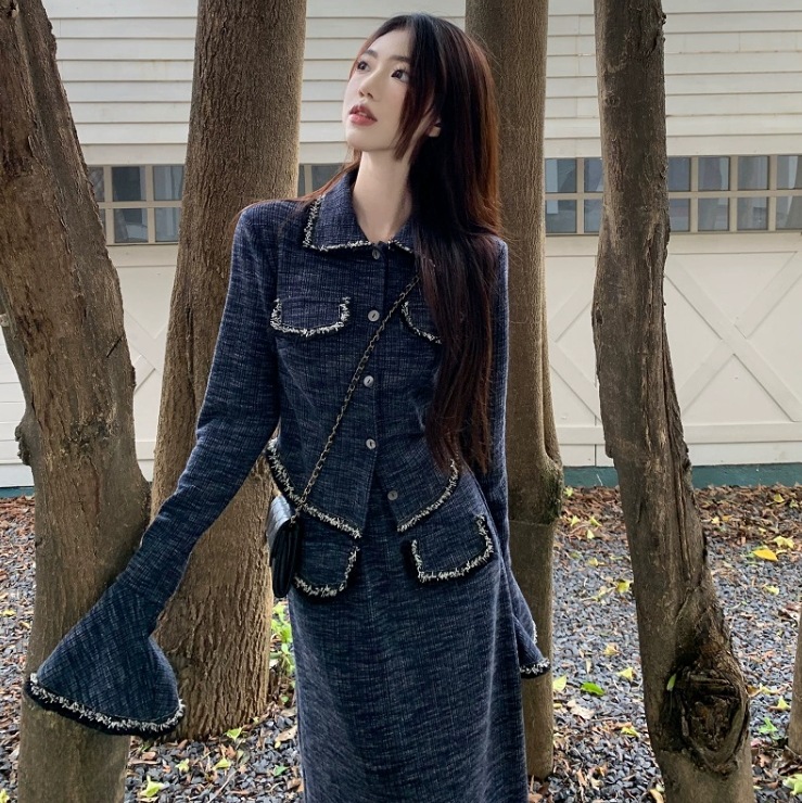 デニムシャツ ブルー トップス シャツ 袖あり 長袖 ベルスリーブ Vネック 襟付き デニム ブルーデニム お得 かわいい 大人可愛い 大人 おしゃれ お洒落 大人女子 ラブリー キュート ガーリー