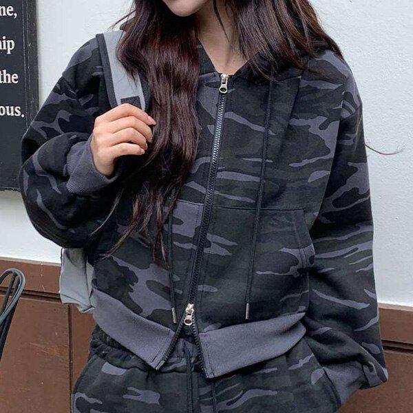 (BM)起毛CP迷彩クロップドパーカージップアップ冬女性起毛