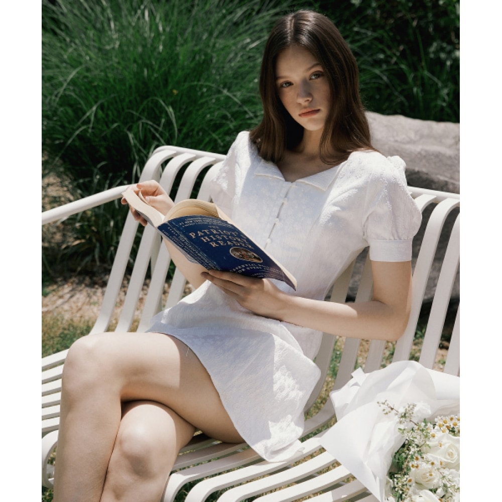 レオルグフラワースジャカードカラーミニトップスホワイト