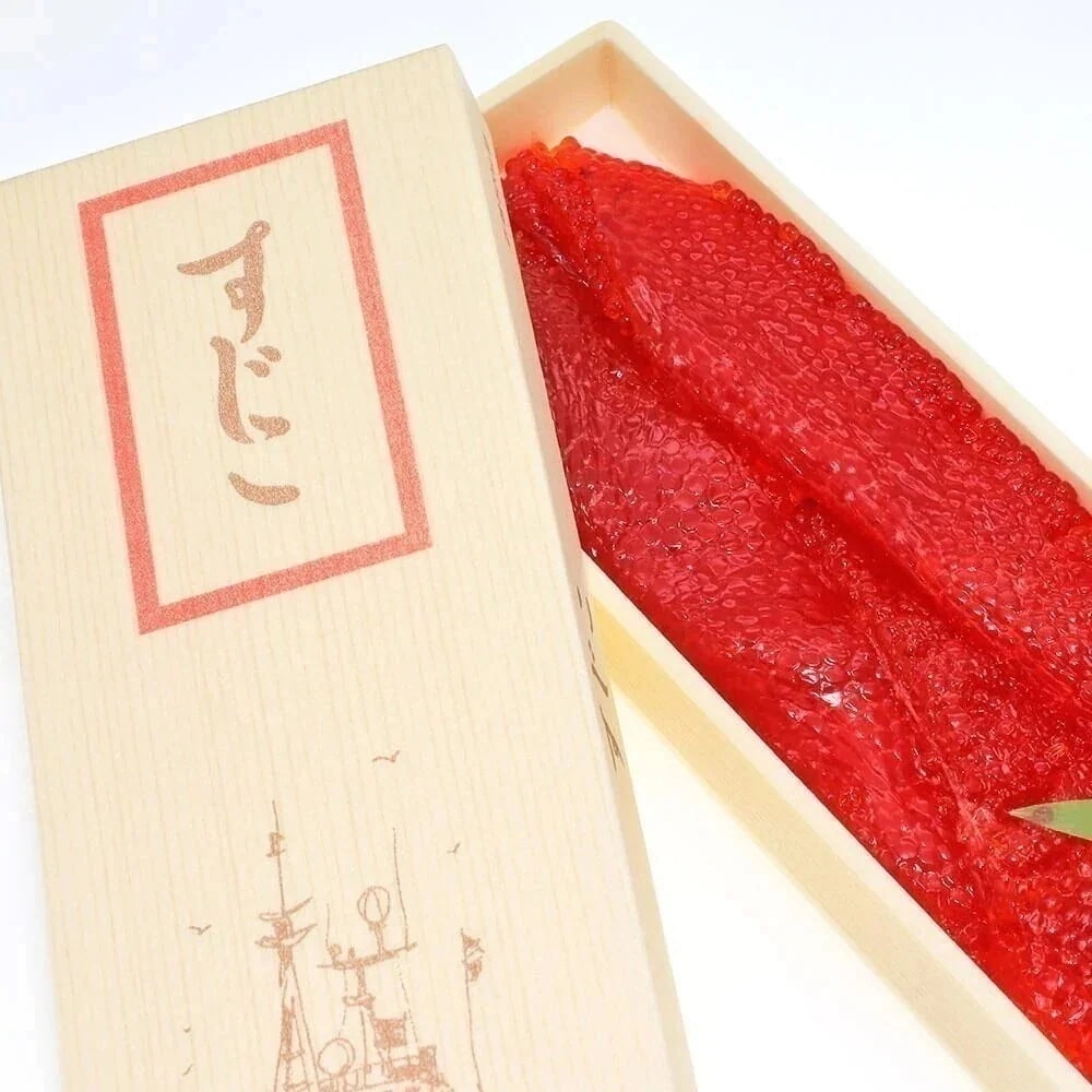 丸新スズキ 塩トラウト筋子 極み 化粧箱入り(約500g)