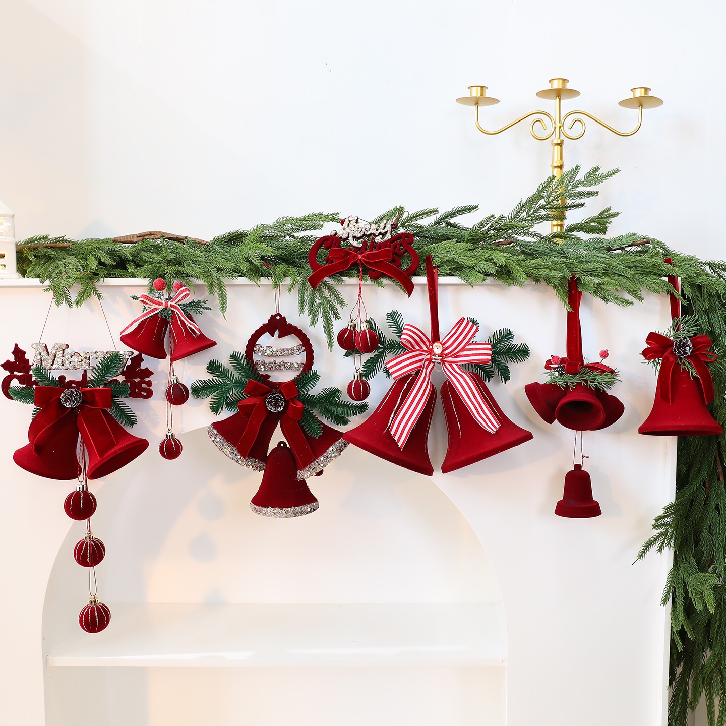 10個セット 彩色植毛クリスマス鈴ストラップクリスマスツリーオーナメント家庭用ショーウインドーペンダント