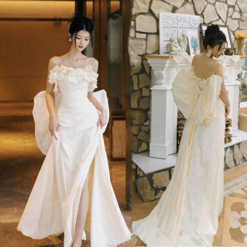 ウェディングドレス 白 花嫁 結婚式 ドレス Aラインドレス 花嫁 挙式 二次会 ブライダル 結婚式 レディース ロングドレス 白 レース プリンセスライン 撮影 大きな羽のようなリボン フリル飾り